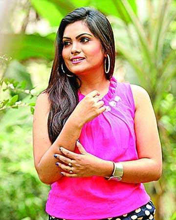 আজ থেকে নতুন হাসিন 