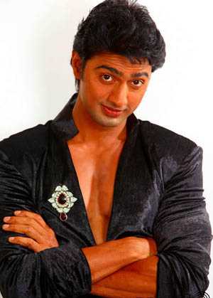 বিয়ের পিঁড়িতে বসছেন দেব