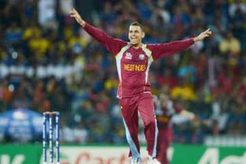 বিশ্বকাপ দল থেকে সরে দাঁড়ালেন নারাইন