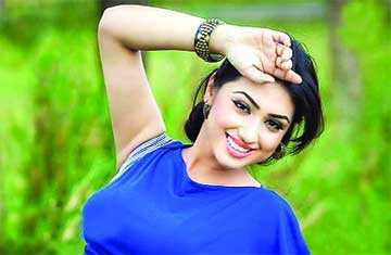 নিজের চরিত্রে নিজেই অভিনেত্রী 