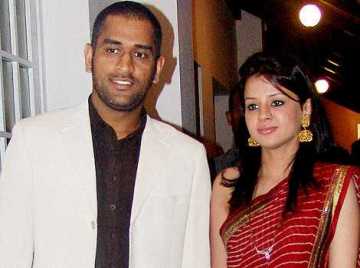 \\\'বাবা\\\' হচ্ছেন এমএস ধোনি
