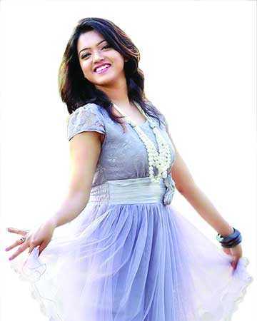 স্বপ্ন দেখি অনেক দূর যাওয়ার