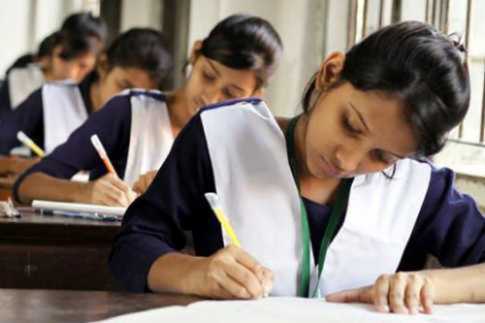 রবিবারের পরীক্ষার সিদ্ধান্ত বিকেলে