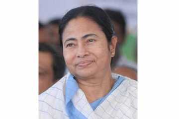 সন্ধ্যায় ঢাকায় আসছেন মমতা