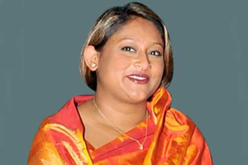 ফ্লোরিডার ব্যারি ইউনিভার্সিটির সম্মাননা পেলেন পুতুল