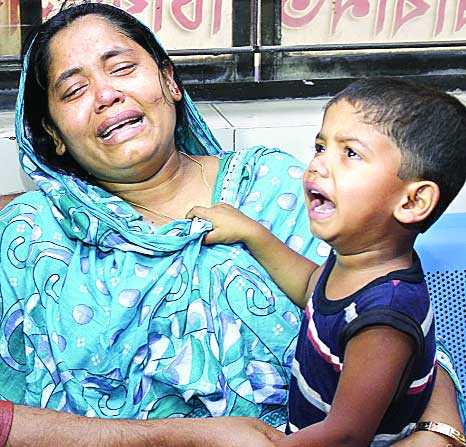 চলে গেলেন পেট্রলবোমায় দগ্ধ শাকিল ও কবির