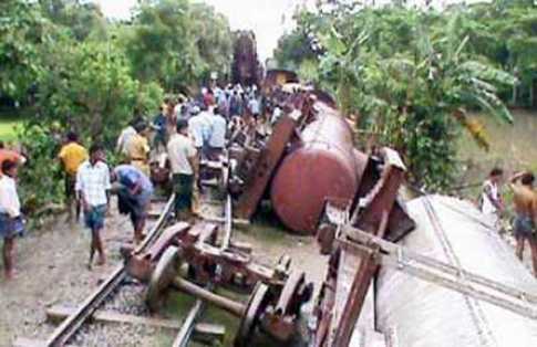 সিলেটের সঙ্গে ঢাকা-চট্টগ্রাম রেল যোগাযোগ বন্ধ