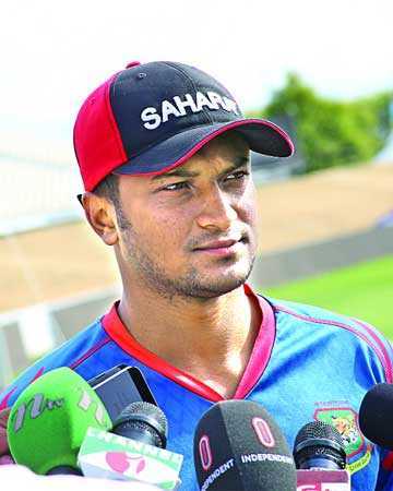 ইংল্যান্ডকেও হারাতে চান সাকিব