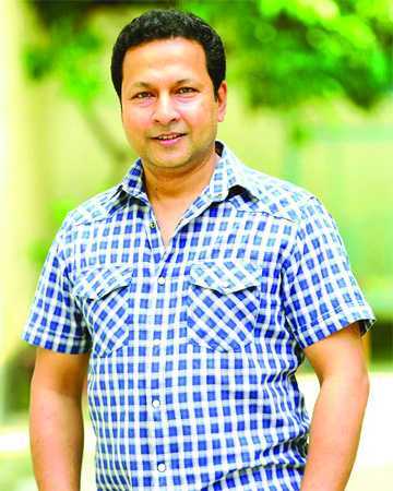 নির্মাতা বাপ্পারাজ আসছেন 
