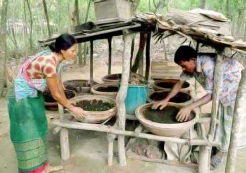 যেখানে নারী নির্যাতনের কোনো নজির নেই!