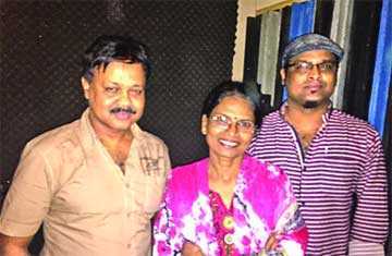 তুহিনের পরিচালনায় চন্দনা 