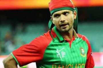 ১৬ কোটি টাকার লোভ সামলেছিলেন মাশরাফি!
