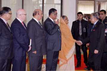 চিকিৎসা শেষে দেশে ফিরেছেন রাষ্ট্রপতি