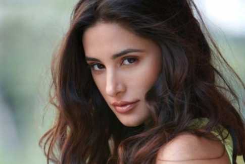 ফের জনের বিপরীতে নার্গিস ফাখরি