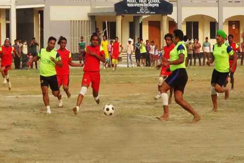 সাভারে হিজড়াদের ফুটবল উৎসব