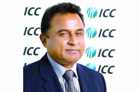 আইনি লড়াইয়ে যাচ্ছেন মুস্তফা কামাল!