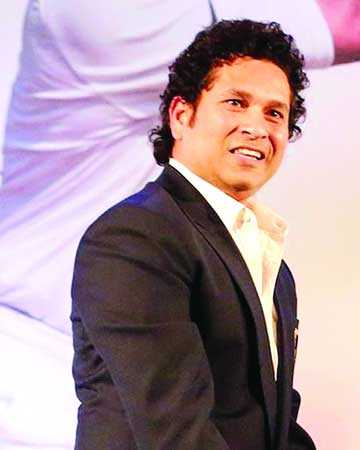 অবাক হয়েছেন শচীনও 