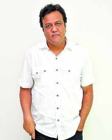 হাসন রাজা আমার অন্তরে বসত করে