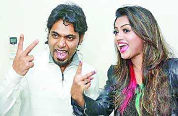 রুমির সুরে কর্ণিয়া 