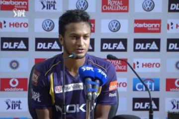 বিকেলে দেশ ছাড়ছেন সাকিব