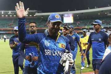 সাঙ্গাকারাকে খেলার অনুরোধ ক্রীড়ামন্ত্রীর