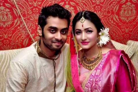 ওর আরও ম্যাচিউরিটি দরকার, হৃদয় প্রসঙ্গে সুজানা