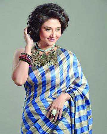 স্বস্তিকার মুগ্ধতা
