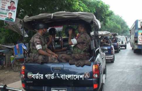 সারাদেশে ৩১৭ প্লাটুন বিজিবি মোতায়েন