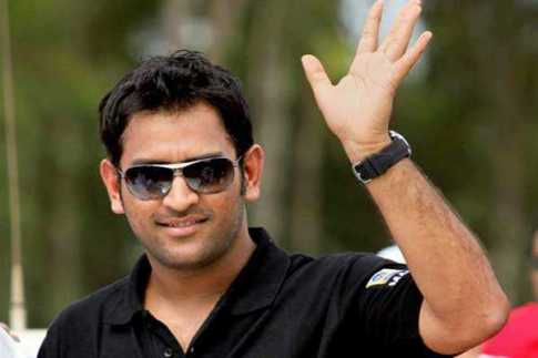 রাস্তায় গতিতে ঝড় তুলবেন ধোনি