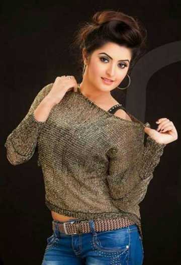 পরীর দুনিয়া কাঁপানো প্রেম