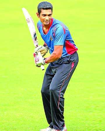 ফ্লাডলাইটে টাইগারদের অনুশীলন 