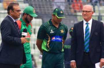 টস জিতে ব্যাটিংয়ে বাংলাদেশ