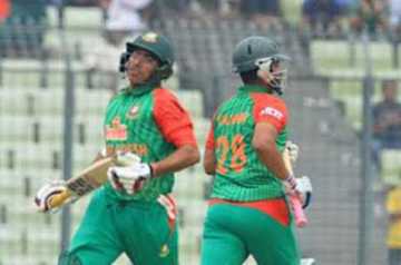 রান আউট হয়ে ফিরলেন সৌম্য