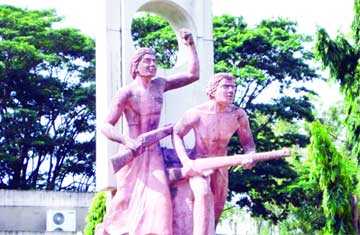 স্থাপনায় মুক্তিযুদ্ধের স্মৃতি সমুজ্জ্বল 