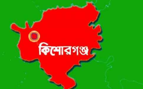ঝড়ে বাবা-ছেলেসহ নিহত ৫