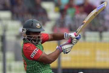 হাফ সেঞ্চুরি করে ফিরেলেন তামিম