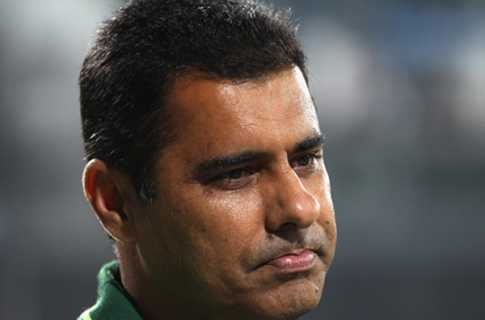 ওয়াকারকে পদত্যাগের পরামর্শ রমিজ, লতিফের