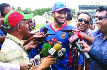 খেলার সুযোগই পাচ্ছি না 