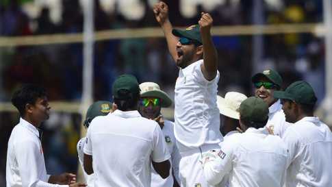 টস জিতে বোলিং করার সিদ্ধান্ত বাংলাদেশের