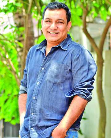 আমি গুছিয়ে কাজ করতে পছন্দ করি
