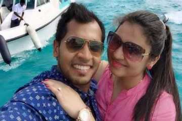 মন্ডিকে নিয়ে হানিমুনে মুশফিক