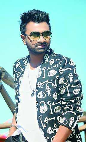 গায়ক যখন নায়ক 