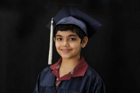 ১১ বছরেই স্নাতক পাশ!