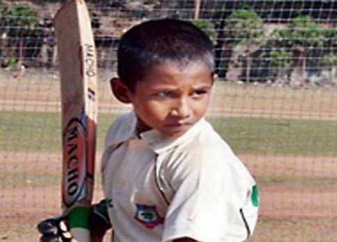 ৯ বছরে ৯ রান দিয়ে ৯ উইকেট
