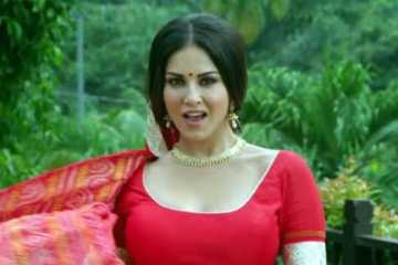 সানি লিওনের নামে ফের মামলা