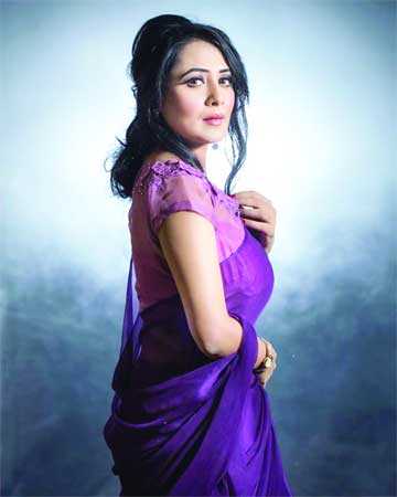 আবার উপস্থাপনায় অপি করিম