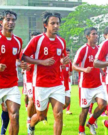 বাংলাদেশ-সিঙ্গাপুর মুখোমুখি 