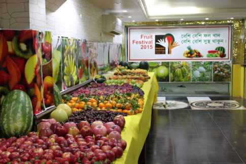 আমিরাতে ফল উৎসব