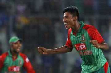 অভিষেকেই মুস্তাফিজ চমক