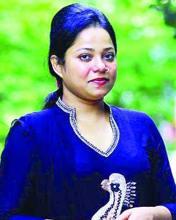 সাত বছর পর ডলি সায়ন্তনী 
